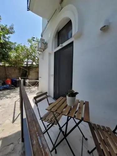L & F Apartments