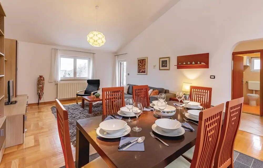 Nice Home in Volme With Wifi and 3 Bedrooms