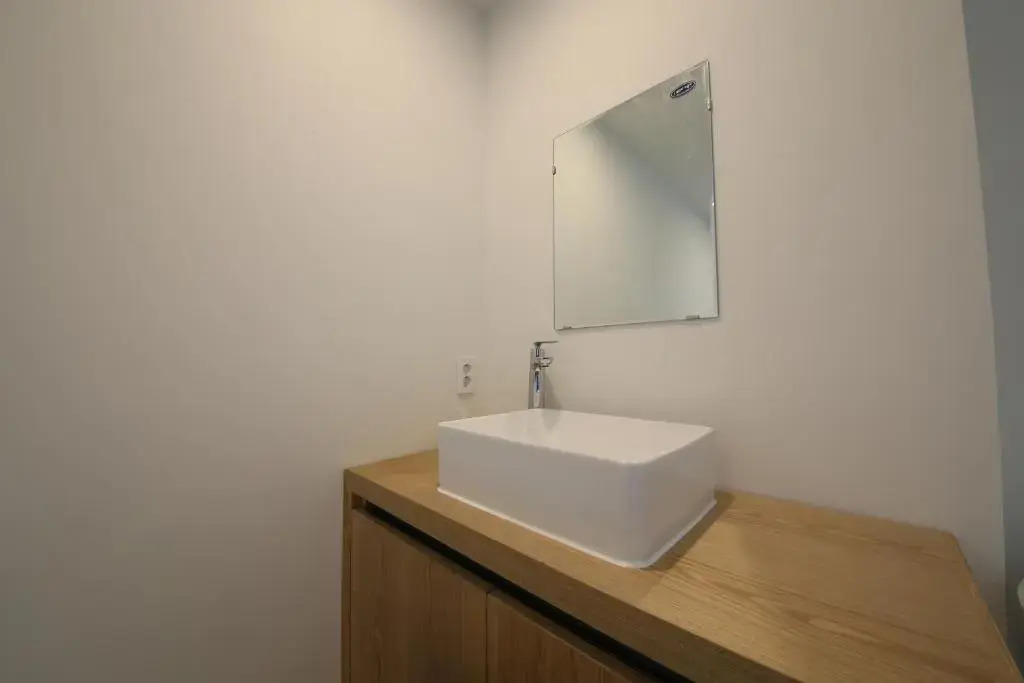 Sloth Hotel Busan Seomyeon