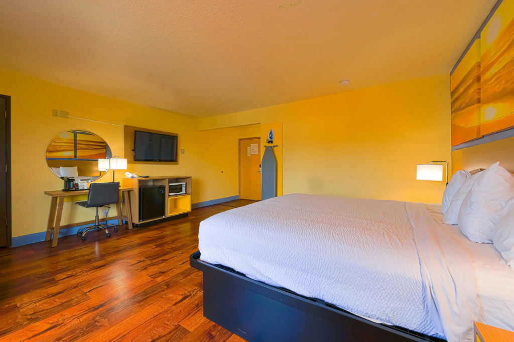 Coastal Inn by OYO Lincoln City - Oregon Coast Hwy