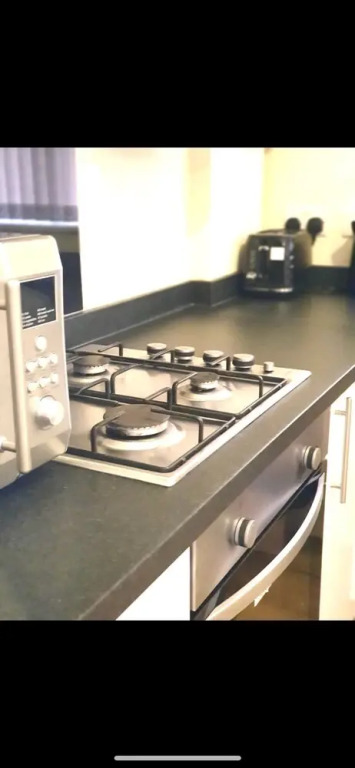 Impeccable 1-bed Apartment in Town Centre Luton