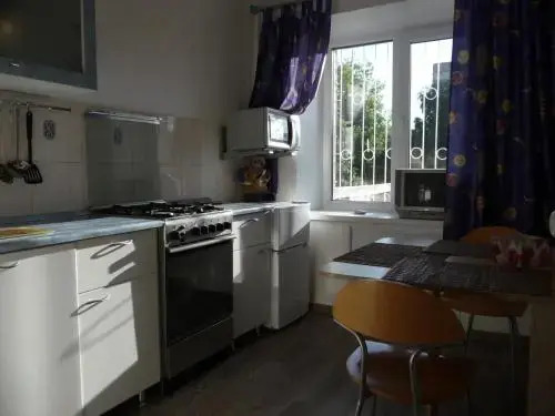 Guest house on Kirova 9