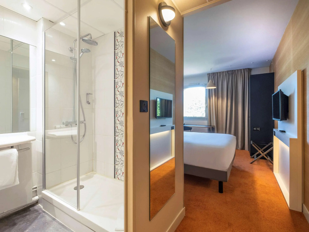 Mercure Rouen Centre Champ de Mars
