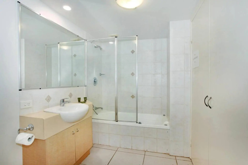 Unit 4 'Beaumont Sur Mer', Coolum Beach