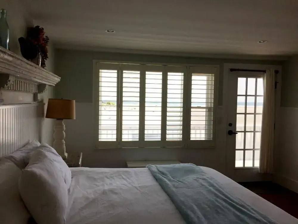 Marginal Way House