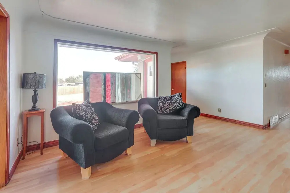 5 Mi to Dtwn Denver: Pet-friendly Home w/ Patio