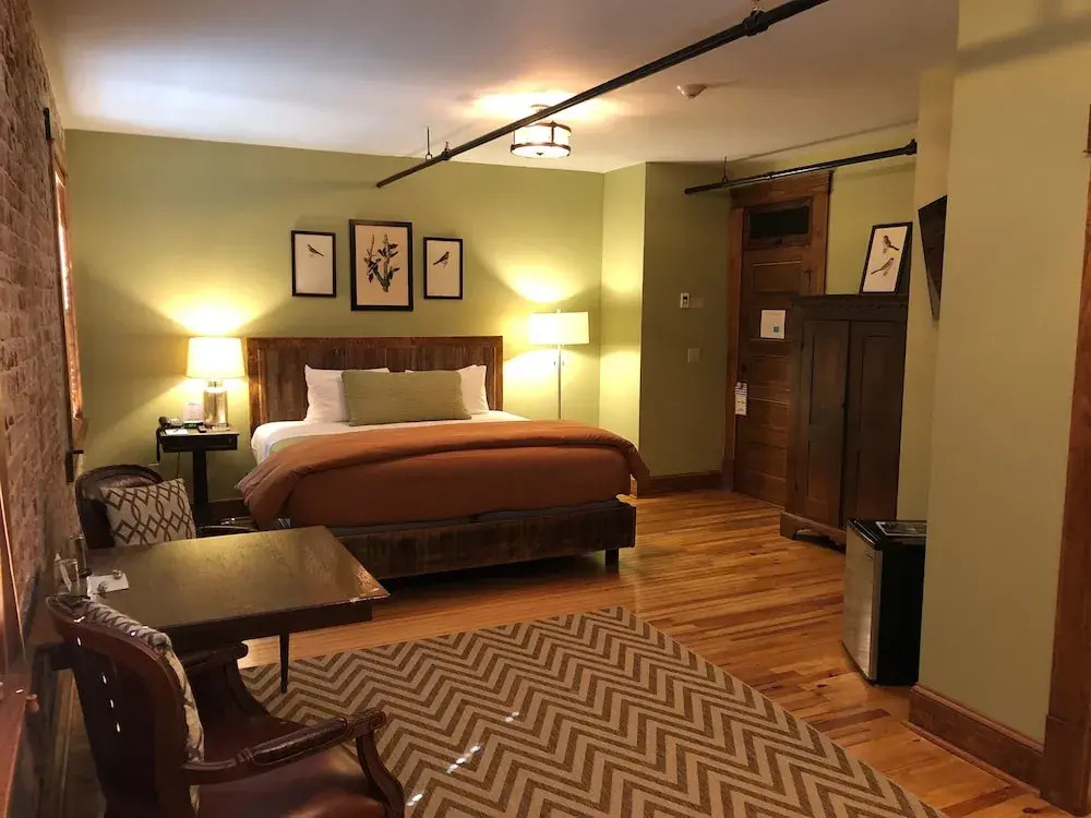 Hotel Frederick