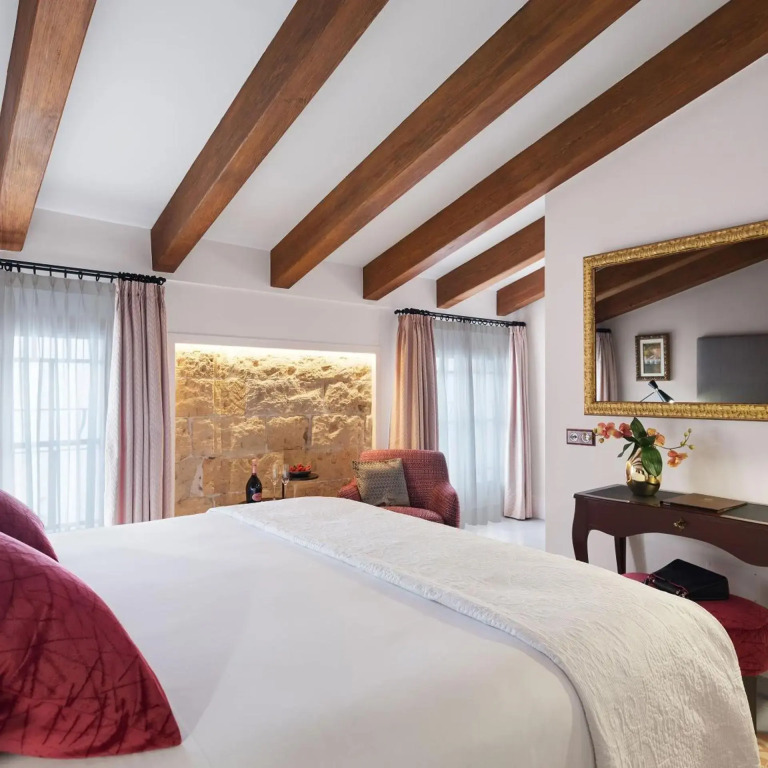 Hotel Gloria de Sant Jaume