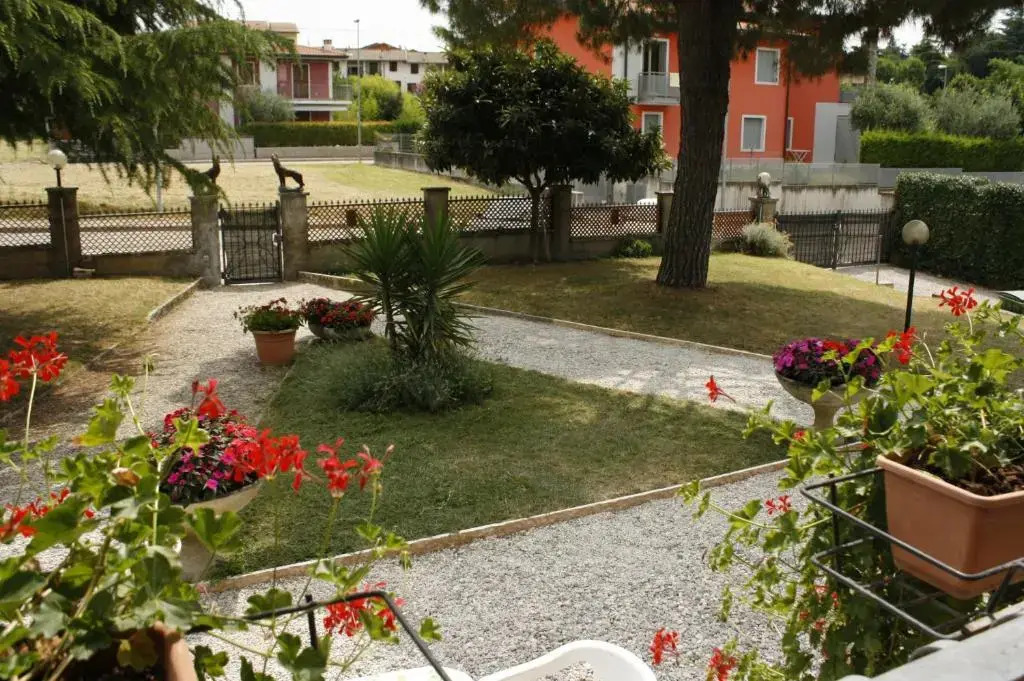 Vanda Luxury House near Gardaland and Garda Lake