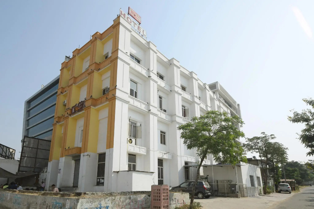 Hotel C-9