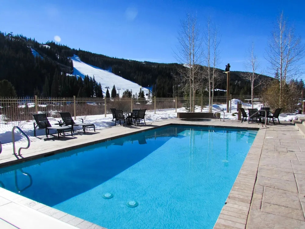 Red Hawk Townhomes by Summit County Mountain Retreats