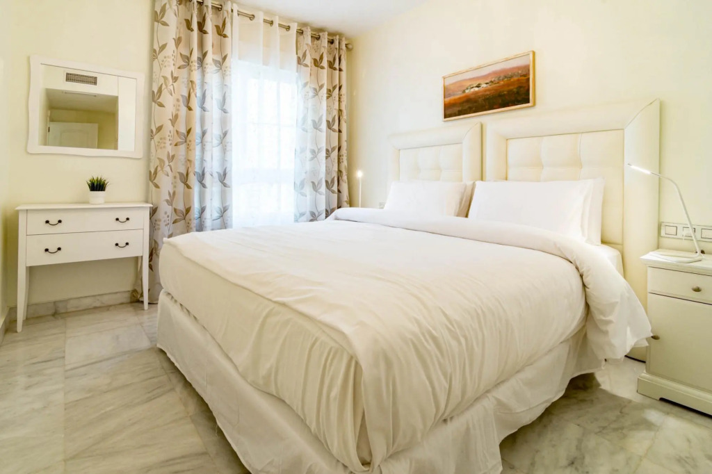 ADE10 - Casa Adelfas Ii by Roomservices