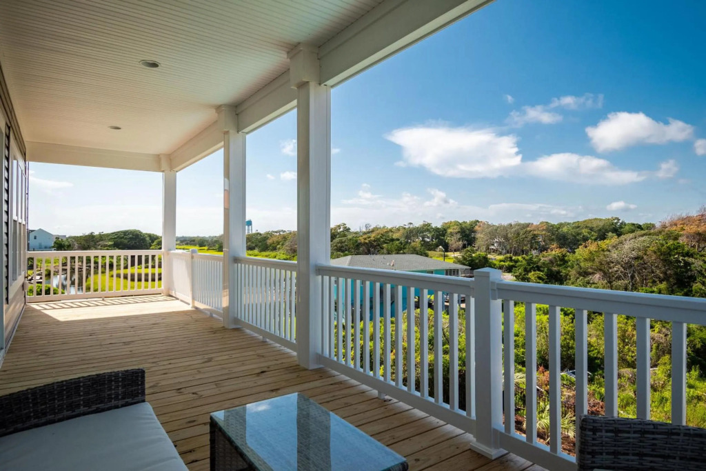 Sweet Sunshine by Oak Island Accommodations