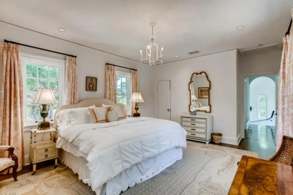 Villa Blanca - Saltwater Serenity in a Classic Mediterranean Revival Villa