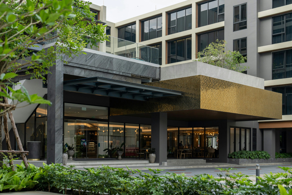 Centara Life Hotel Bangkok Phra Nakhon