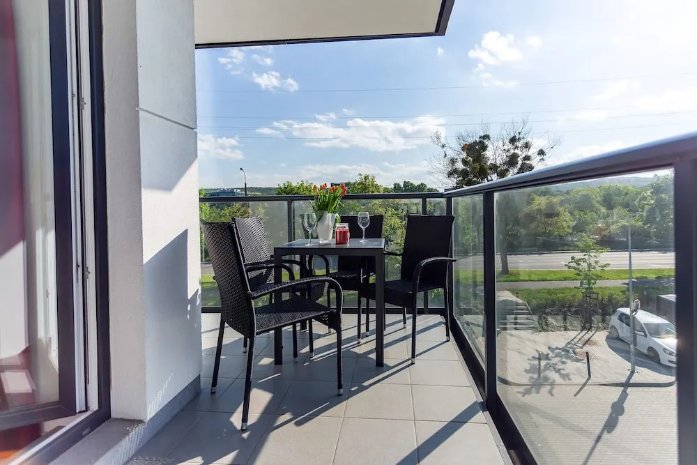 Betty by Q4Apartments