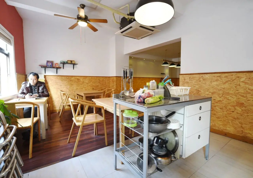Mingtown Nanjing Road Youth Hostel