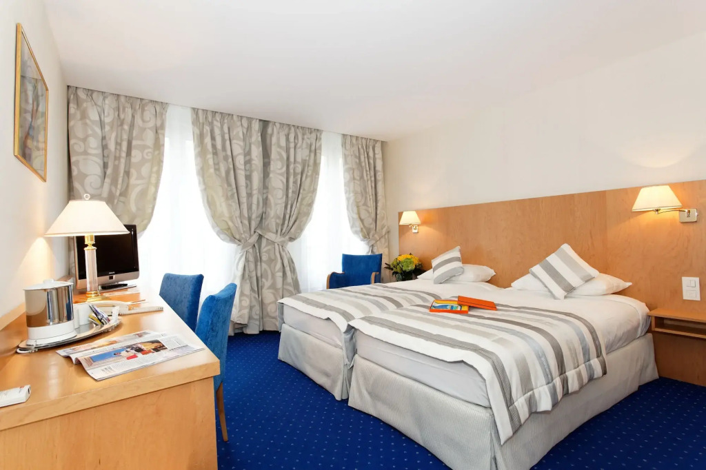 Atlantic Hotel