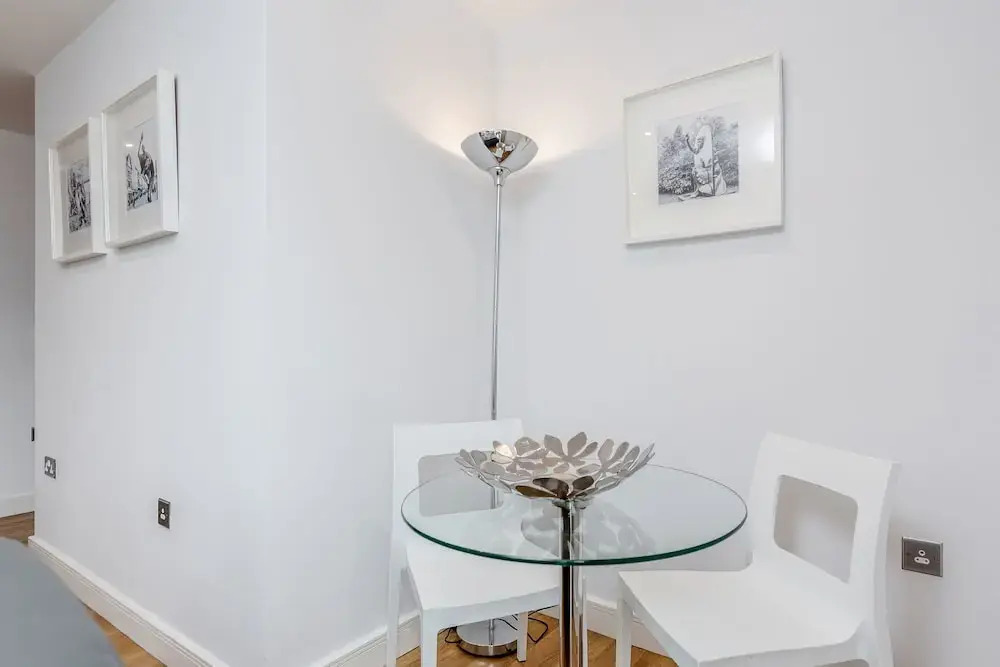 Roomspace Serviced Apartments - Abbots Yard