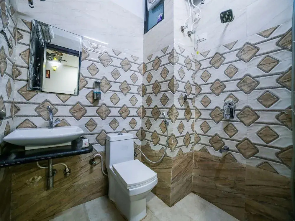 OYO 23295 Hotel The Rajfort