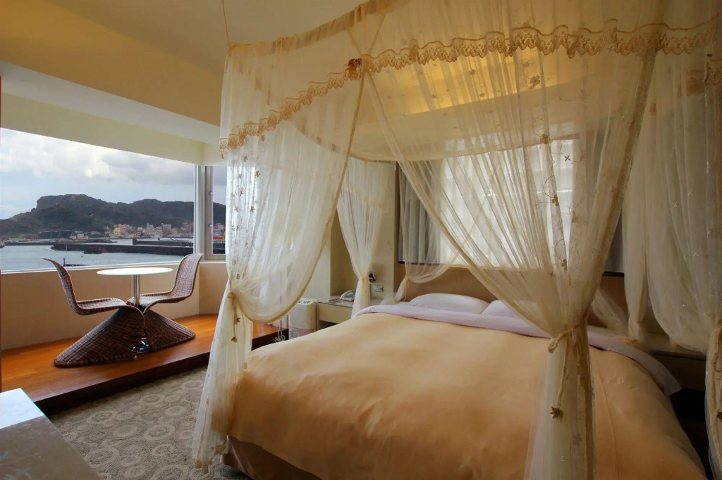 Blue Ocean Hotel