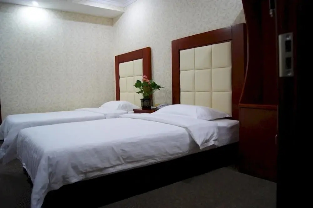Jinbaichuan Hotel