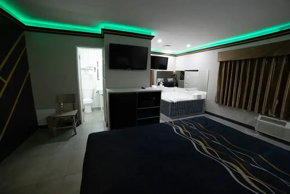 Artesia Motor Inn