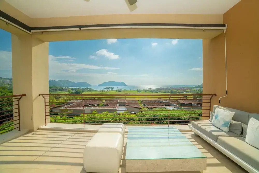 Miramar 5D -3 Bedr 3 Bath Ocean View