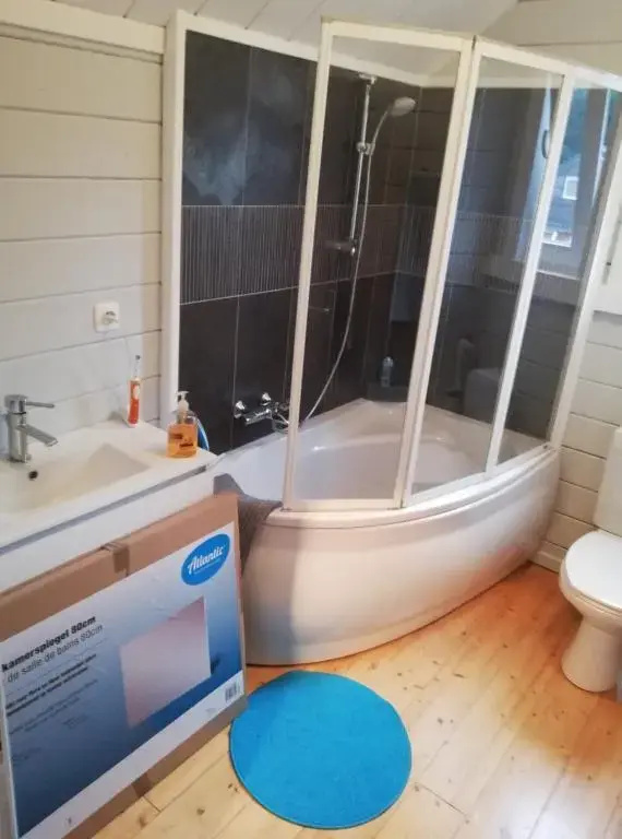 maison 3 chambres à 200m de la plage des Barrages de l Eau d Heure