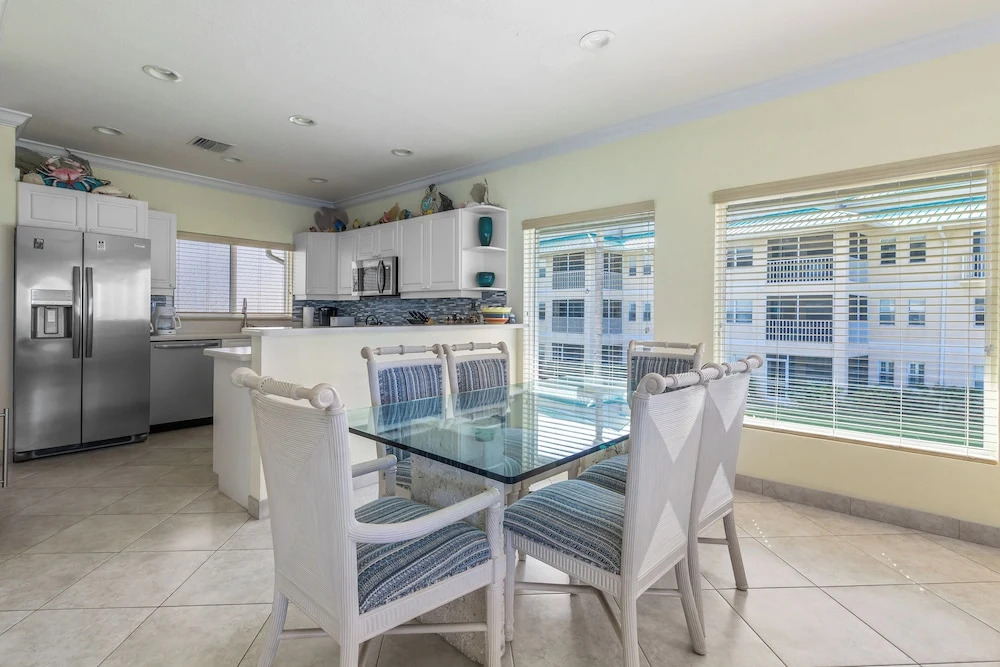 Cayman Luxury Rentals at Tamarind Bay