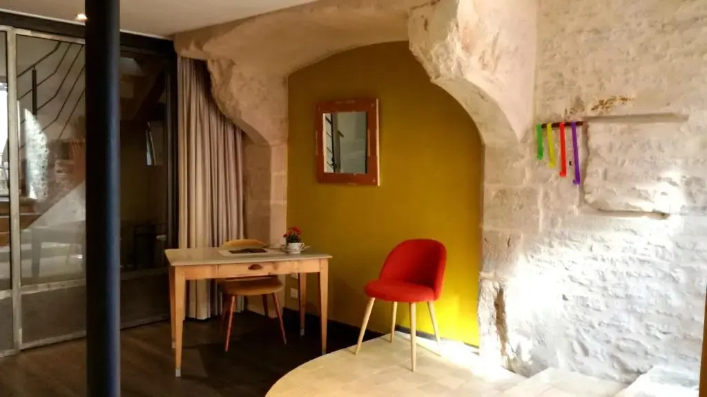 L'antre Ami (Adults Only)