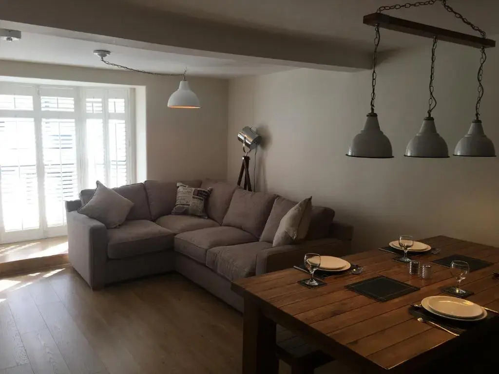 Riverside Suites Llangollen
