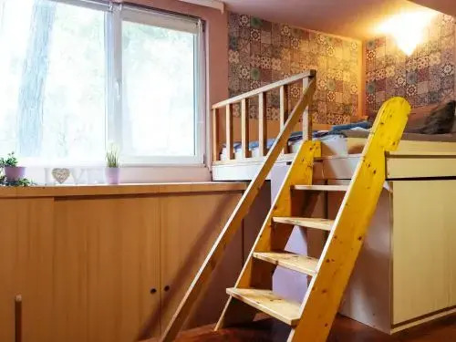 Woody - Cozy and Quiet Place near Moghioros Park