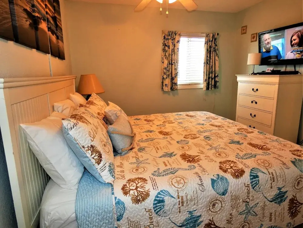 0608 Waters Edge Resort 1 Bedroom Condo