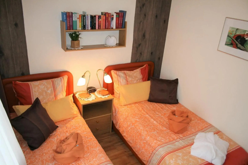 Gästehaus Zur Seemöwe, Fewo 5, "Kutter"