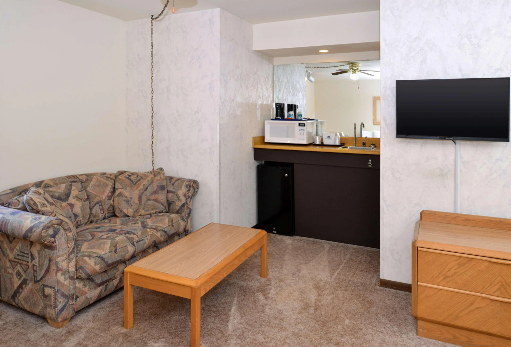 Americas Best Value Inn La Crosse
