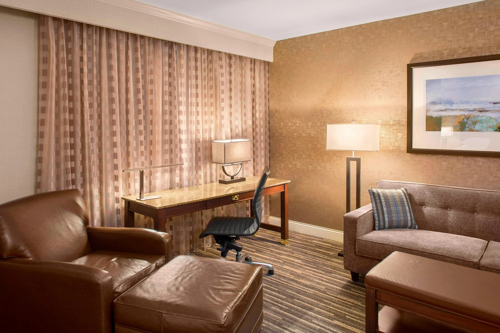 Sheraton Suites Akron Cuyahoga Falls