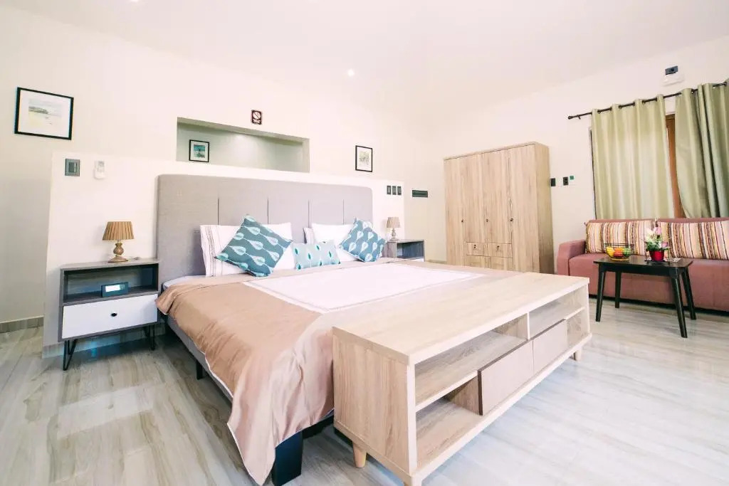 Denikas Suites
