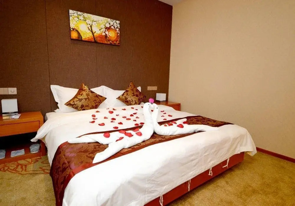 Qiandaohu Jinqiuyuan Hotel