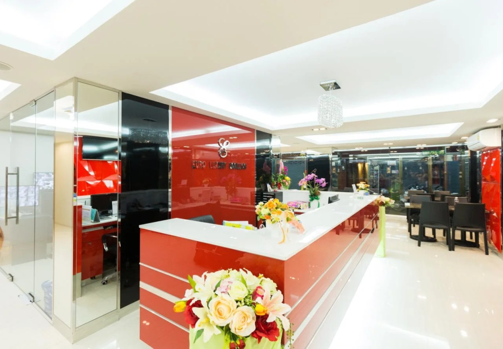 Euro luxury Pavillion