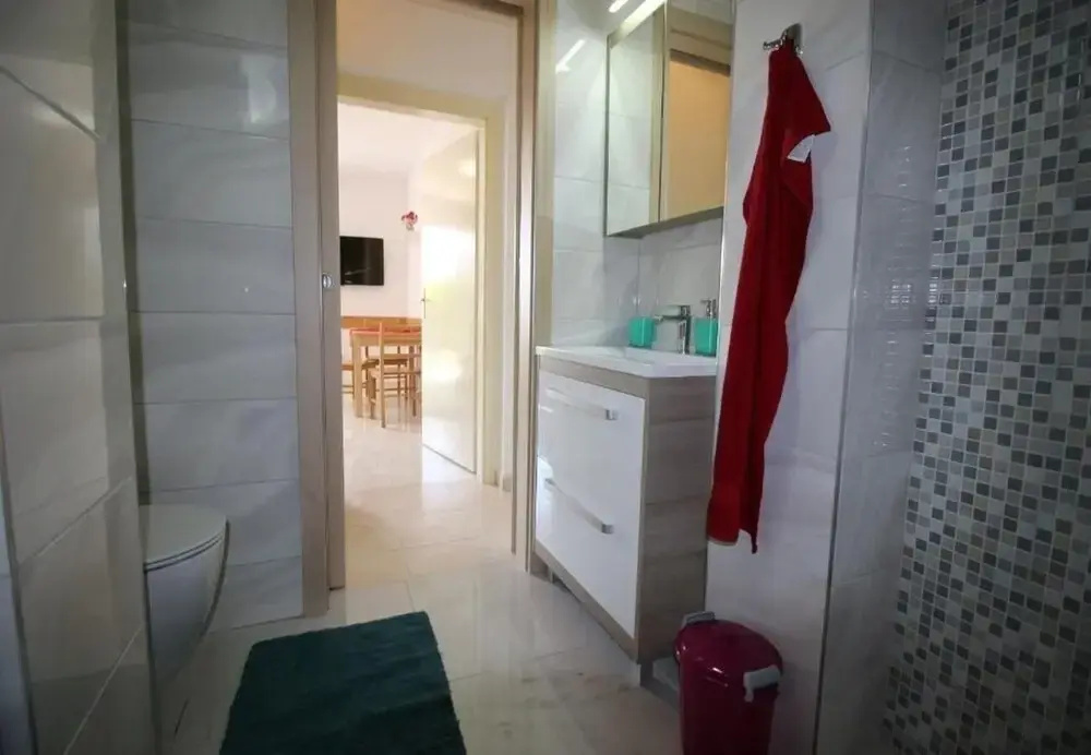 Dragi - Great Location & Comfortable - A2