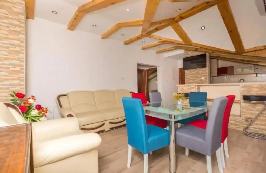 Apartments in Crikvenica 41379