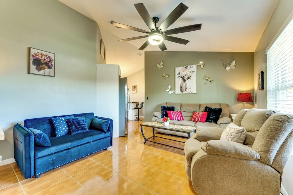 Cozy Duplex w/ Pool: Relaxing Outdoor Fun