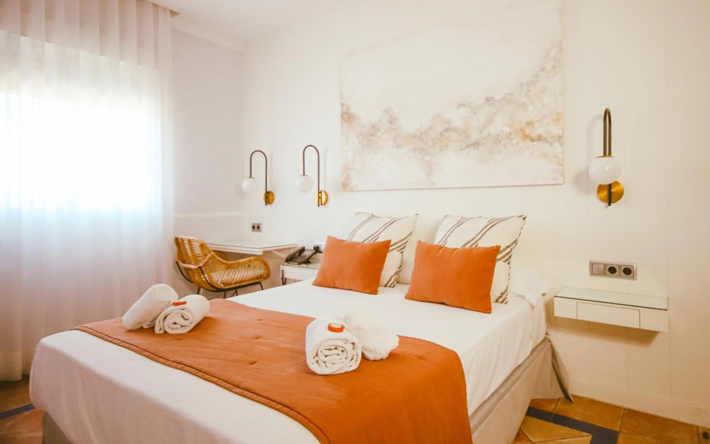 Hotel Oasis con parking incluido