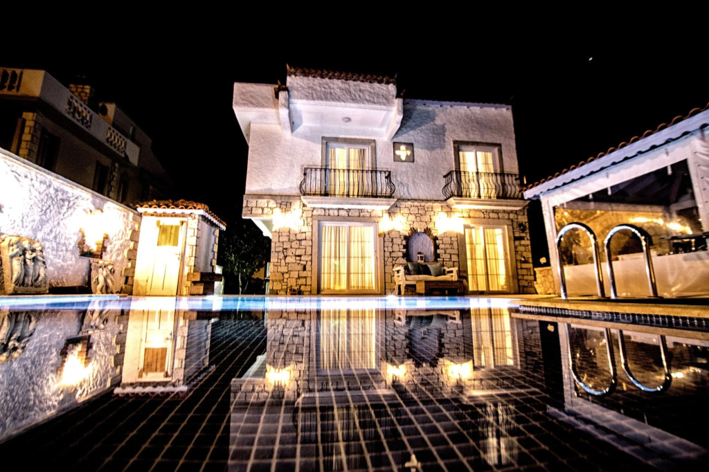 Alacati Naz Konak