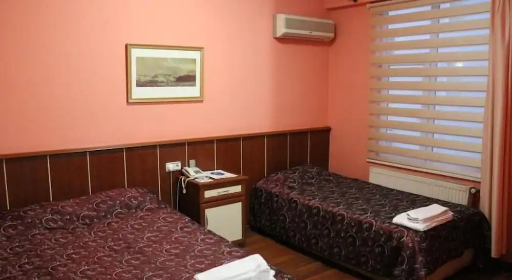 Yeni Hotel