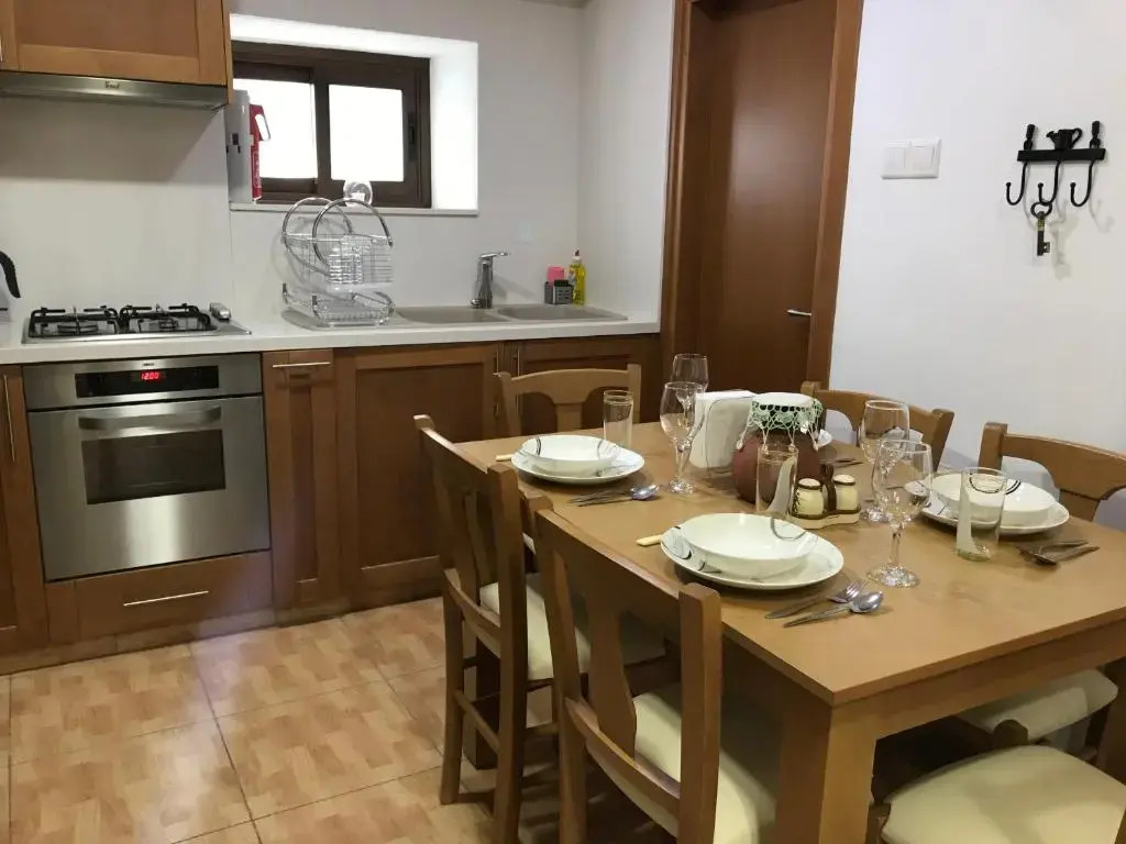 Giannoullas Luxury2Bedroom House in Kalopanagiotis