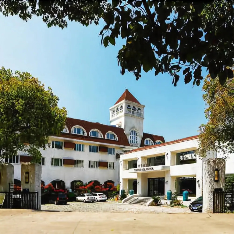 Haiyan Nanbei Lake Jinniushan Manor
