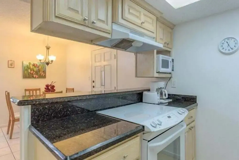 Tiki 111 - Ocean View Condo In South Padre Island 1 Bedroom Condo