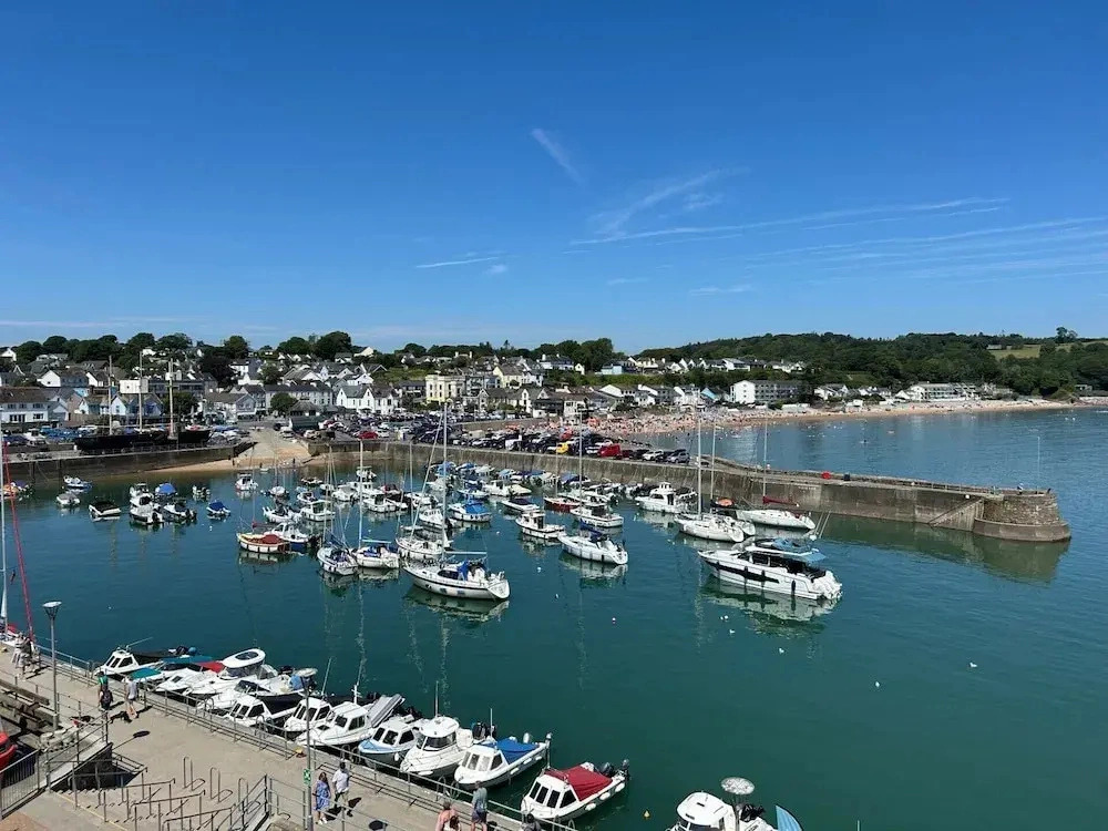 Harbour Stays - The Marine Centre